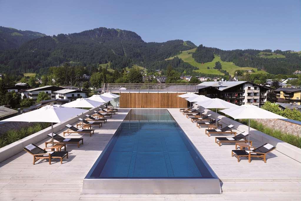 Schwarzer Adler Kitzbuehel - Adults Only Hotel Exterior photo