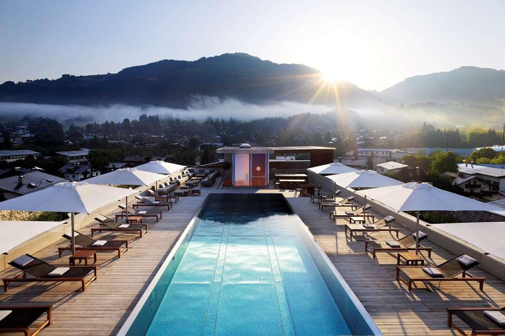 Schwarzer Adler Kitzbuehel - Adults Only Hotel Exterior photo