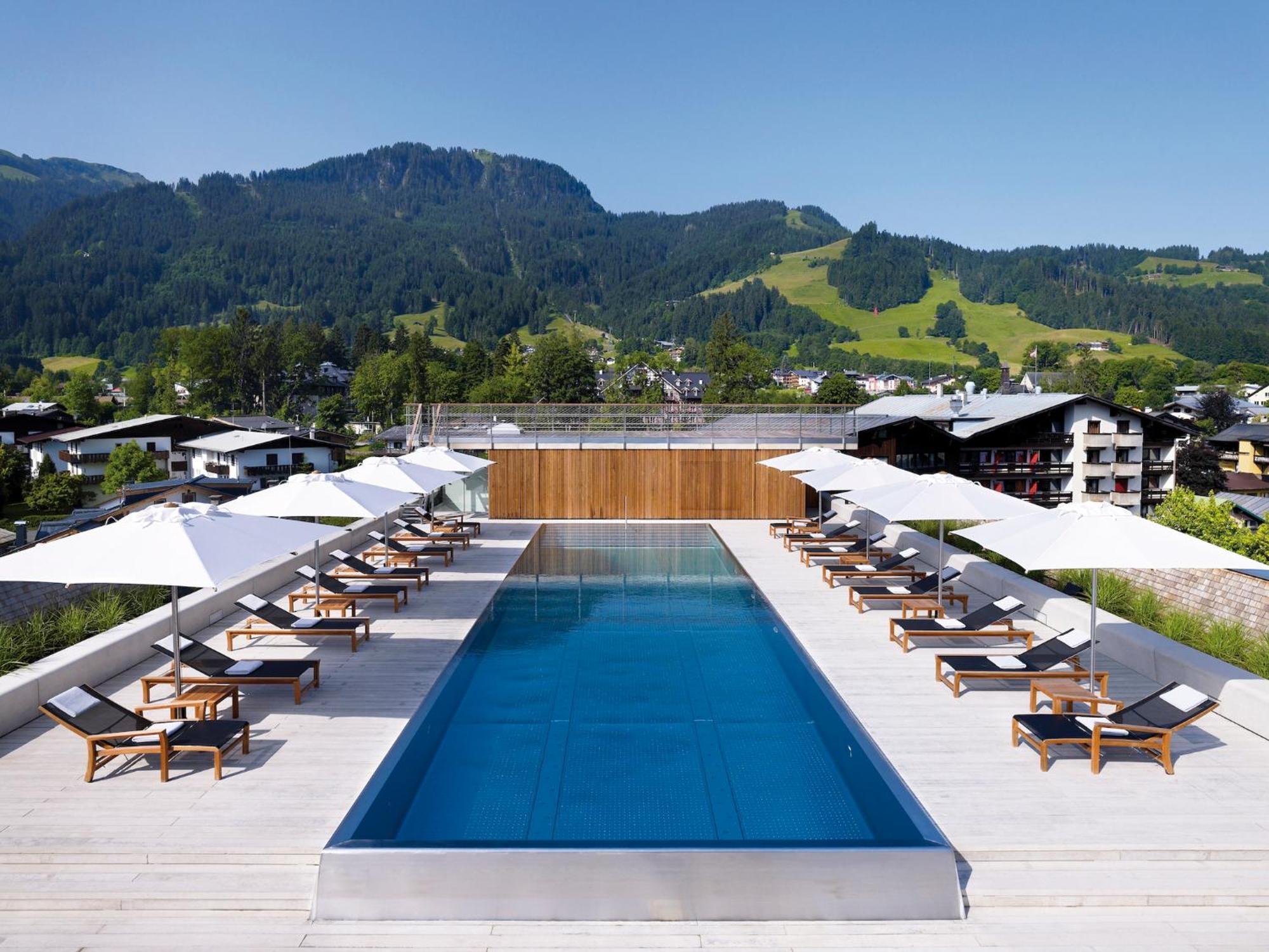 Schwarzer Adler Kitzbuehel - Adults Only Hotel Exterior photo